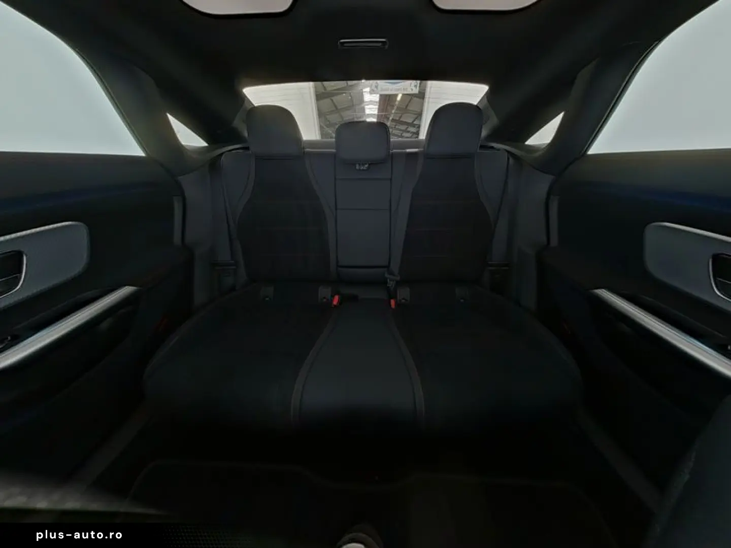 MERCEDES-BENZ CLA 2025 — imagine 7