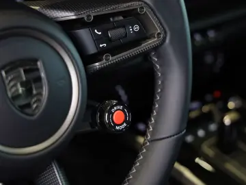 Porsche 911 Turbo S T-Hybrid