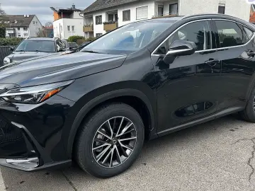 Lexus NX 350h E-Four Business NAVI