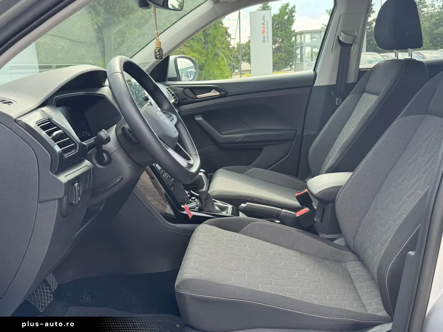 Volkswagen T-CROSS Hatchback 2025