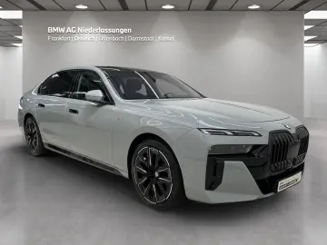 BMW 740d xDrive M Sport Pro Fond Ent. TV Standheizun