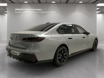 BMW 740d xDrive M Sport Pro Fond Ent. TV Standheizun