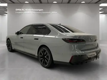 BMW 740d xDrive M Sport Pro Fond Ent. TV Standheizun