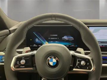 BMW 740d xDrive M Sport Pro Fond Ent. TV Standheizun