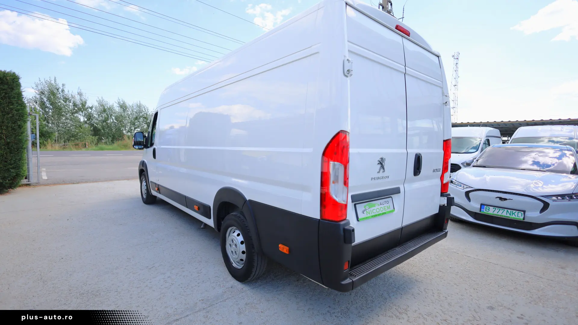 Peugeot Boxer L4H2 2.2D 140CP
