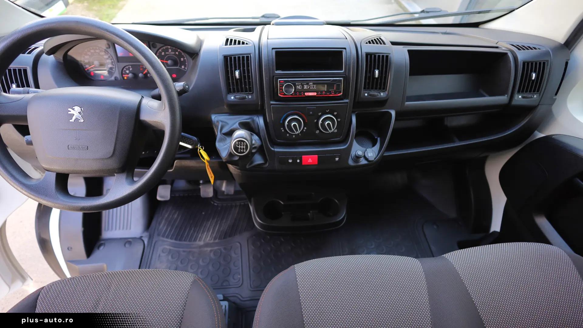 Peugeot Boxer L4H2 2.2D 140CP
