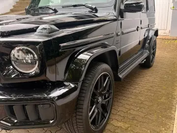 Mercedes-Benz G 63 AMG black white_Prd26_Superior_Night