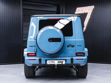 Mercedes-Benz G 63 AMG 2025   China Blue   Black