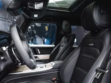 Mercedes-Benz G 63 AMG 2025   China Blue   Black