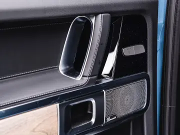 Mercedes-Benz G 63 AMG 2025   China Blue   Black