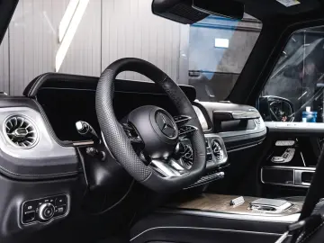 Mercedes-Benz G 63 AMG 2025   China Blue   Black