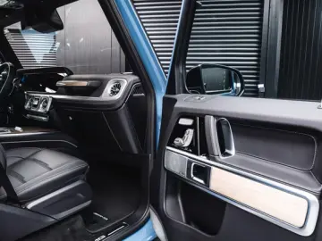 Mercedes-Benz G 63 AMG 2025   China Blue   Black