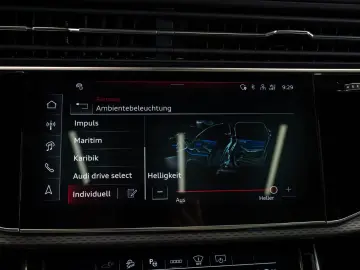 AUDI Q7 60 TFSIe quattro S-SITZE AHK PANO MEMORY