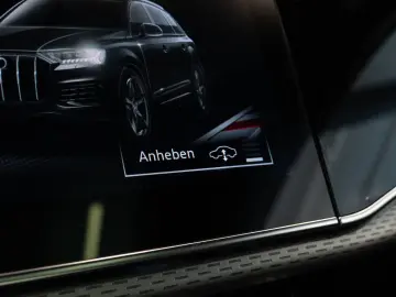 AUDI Q7 60 TFSIe quattro S-SITZE AHK PANO MEMORY