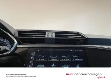AUDI Q3 45 TFSI e MMI PDC LED VIRTUAL