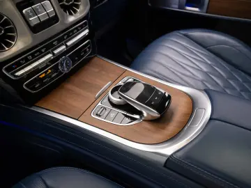 Mercedes-Benz G 500 4MATIC V8 - 422 CP