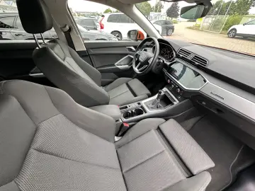 AUDI Q3 35 TFSI S-LINE STANDH 19 ALU VIRTUAL