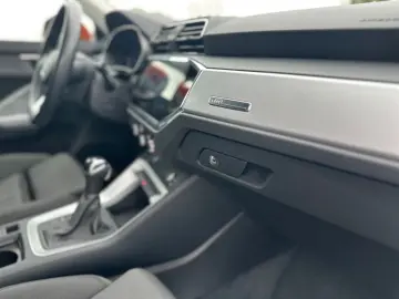 AUDI Q3 35 TFSI S-LINE STANDH 19 ALU VIRTUAL