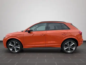 AUDI Q3 35 TFSI S tronic AHK NAVI ACC LED STANDH.