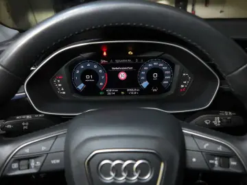 AUDI Q3 35 TFSI 1.5 Sportback S tronic S line AHK Nav
