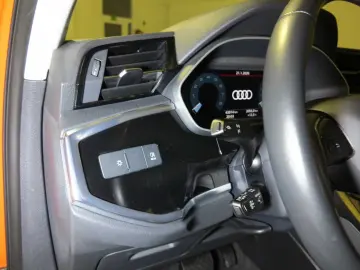 AUDI Q3 35 TFSI 1.5 Sportback S tronic S line AHK Nav