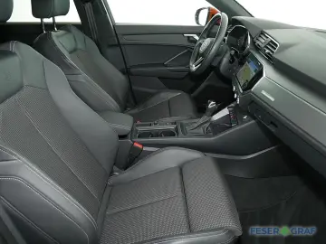 AUDI Q3 35 TFSI S tronic S Line Int Leder Navi LED AH