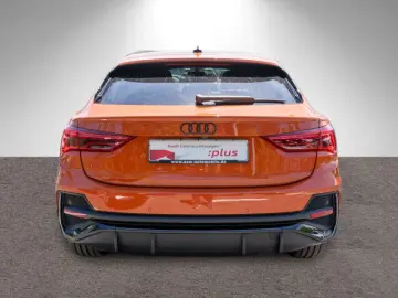 AUDI Q3 Sportback S line 35TFSI Stron MATRIX Navi RFK