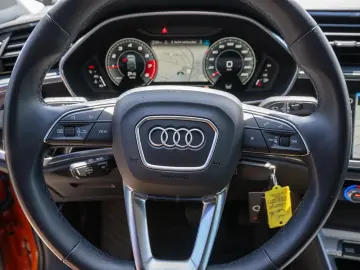 AUDI Q3 Sportback S line 35TFSI Stron MATRIX Navi RFK