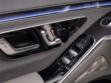 Mercedes-Benz S 580 Long 4M V8 503 CP 4 LOCURI