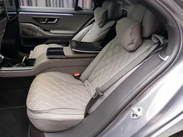 Mercedes-Benz S 580 Long 4M V8 503 CP 4 LOCURI