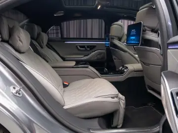 Mercedes-Benz S 580 Long 4M V8 503 CP 4 LOCURI