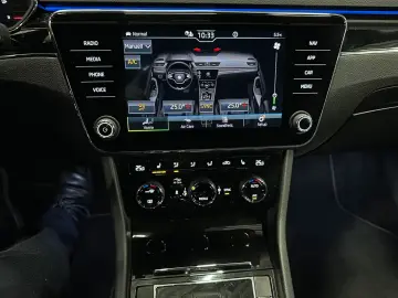 Skoda Superb Combi L&K  PANORAMA