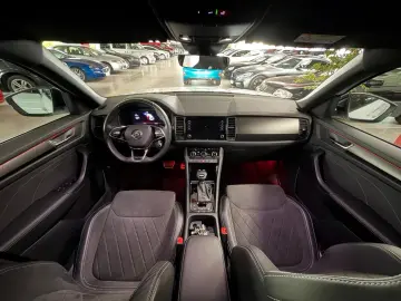 Skoda Kodiaq Sportline  Matrix-LED KAMERA ACC CARPLAY