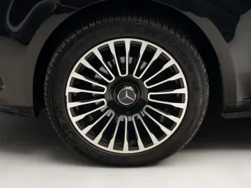 Mercedes-Benz V-klasse 220 d Avantgarde Extralong