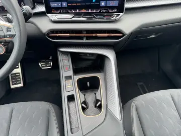 CUPRA Terramar VZ 2.0 TSI DSG 4D Pano Akebone Matrix