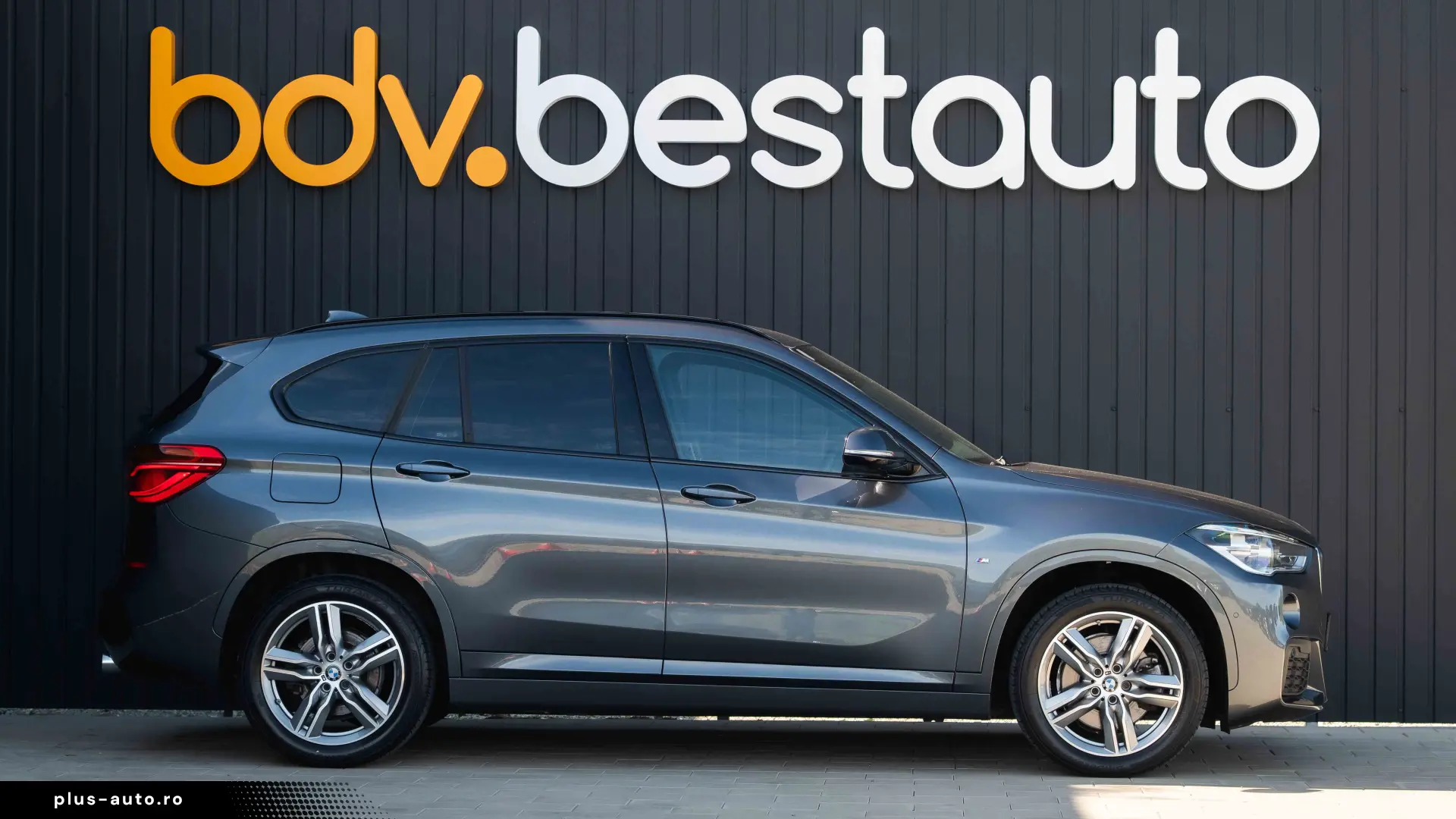 BMW X1 xDrive20i AT M Sport