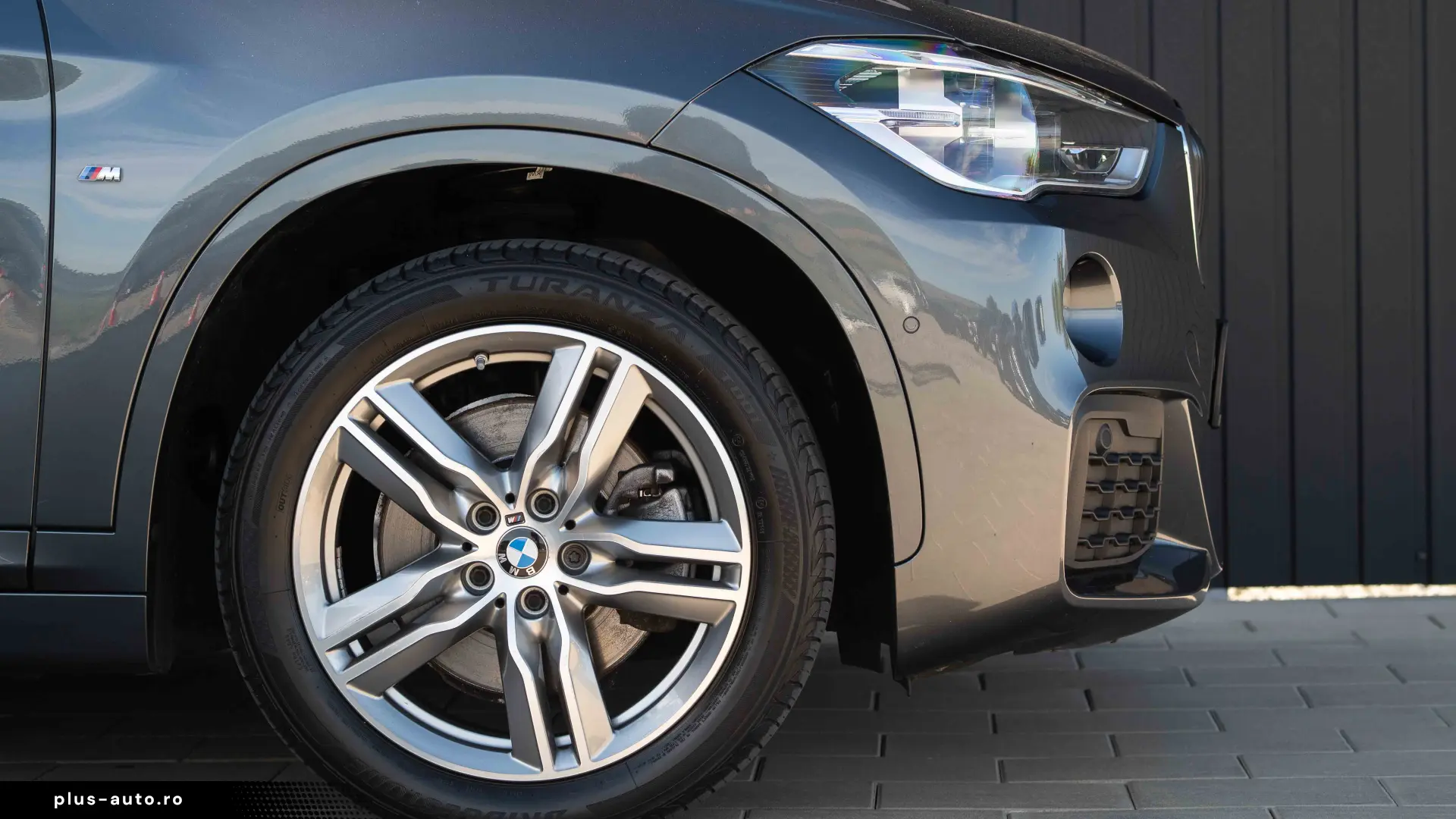 BMW X1 xDrive20i AT M Sport