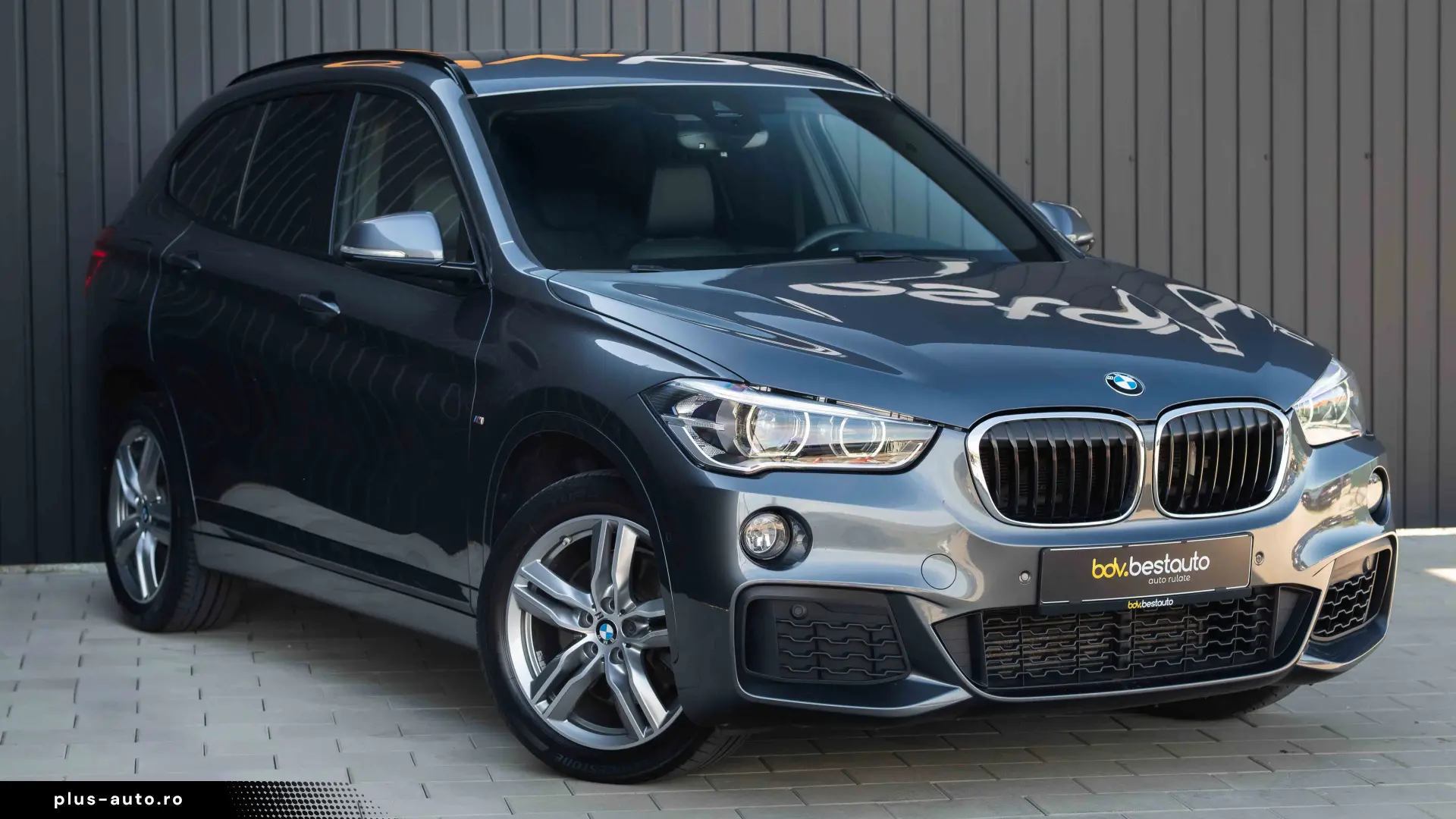 BMW X1 xDrive20i AT M Sport