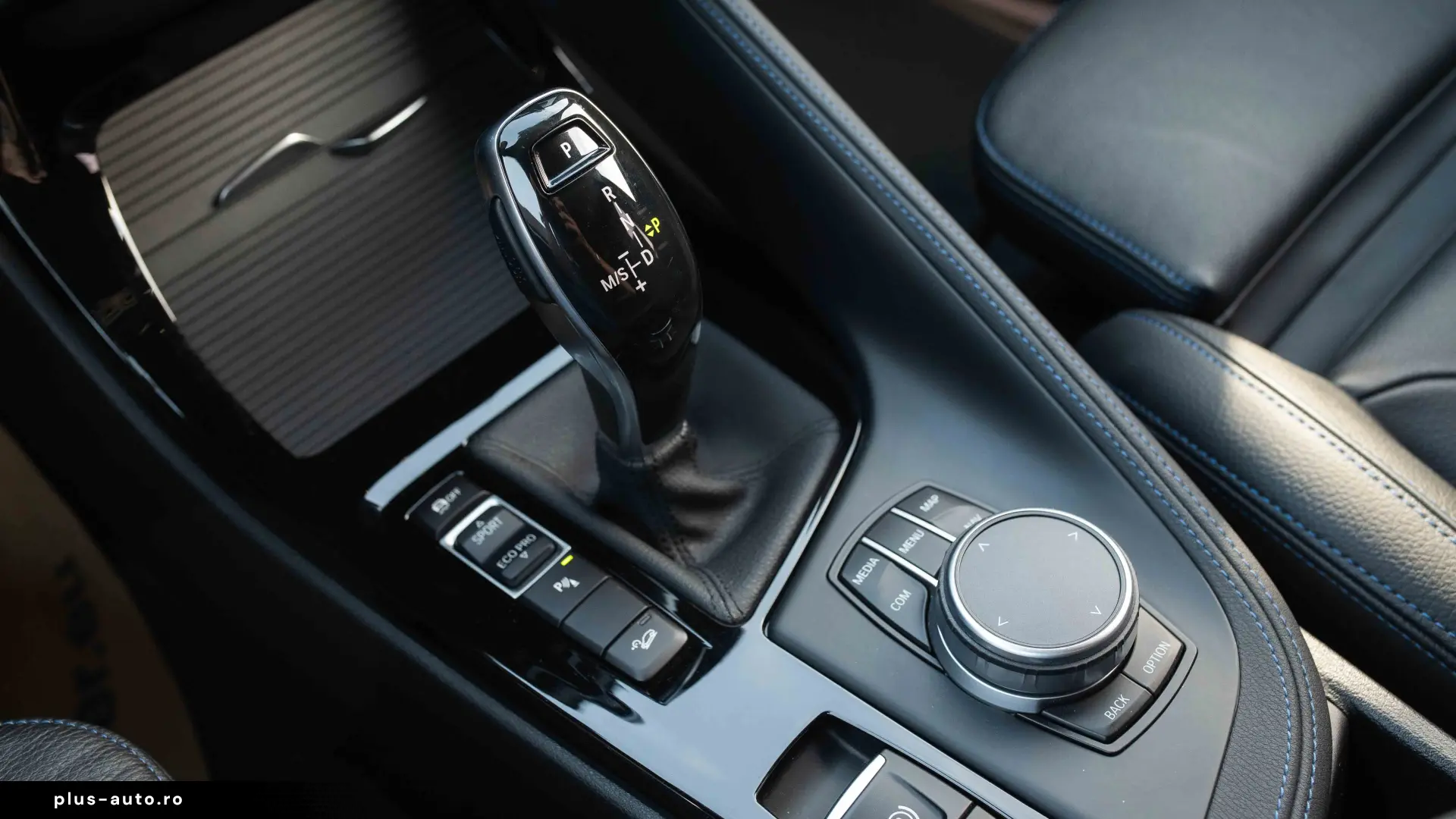 BMW X1 xDrive20i AT M Sport