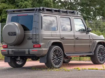 Mercedes-Benz G 63 A22 CARBON INT OLIVE MAGNO TV MY26