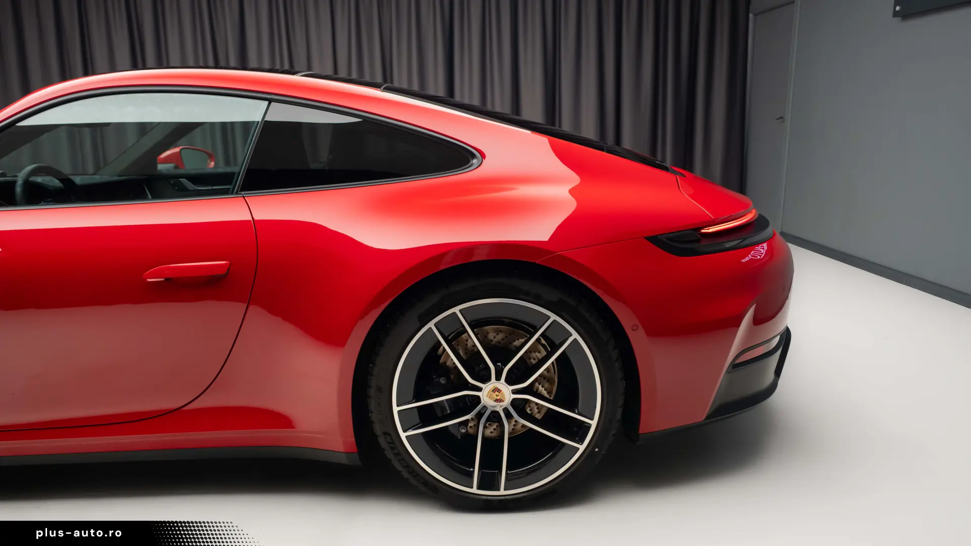 Porsche 911 - 992 Carrera PDK
