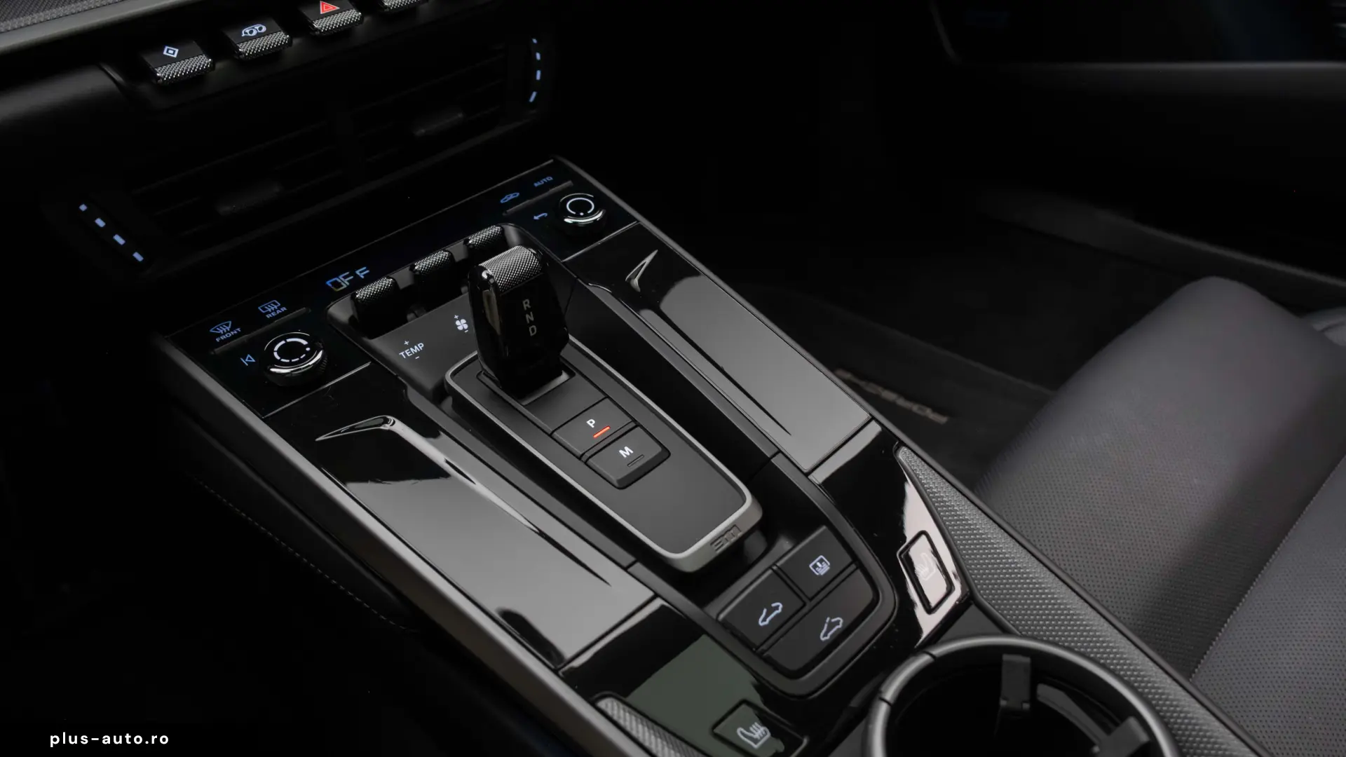 Porsche 911 - 992 Carrera PDK