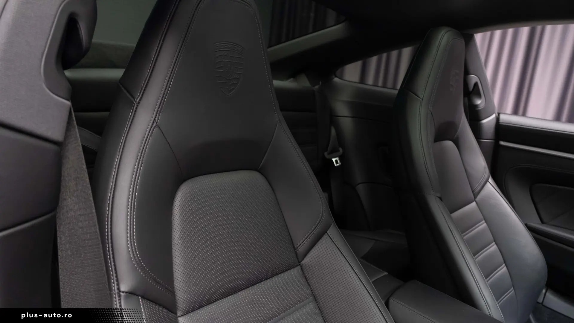 Porsche 911 - 992 Carrera PDK