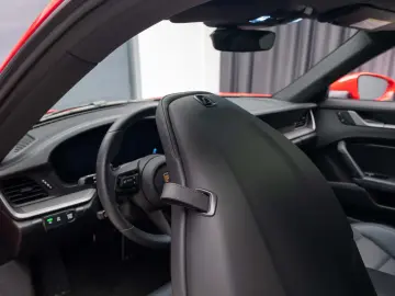 Porsche 911 - 992 Carrera PDK