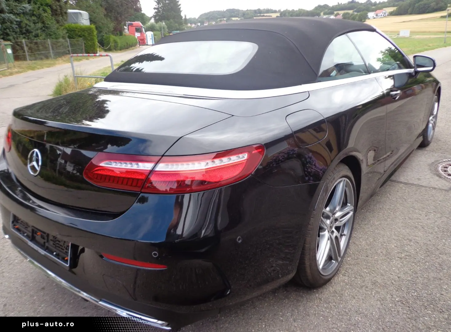 MERCEDES-BENZ E 300d AMG Distr Com 360