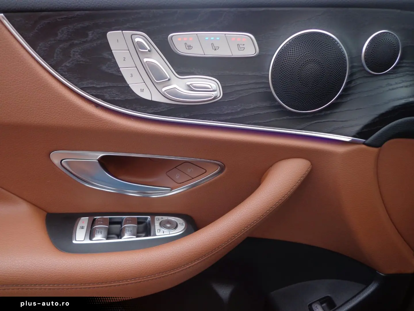 MERCEDES-BENZ E 300d AMG Distr Com 360
