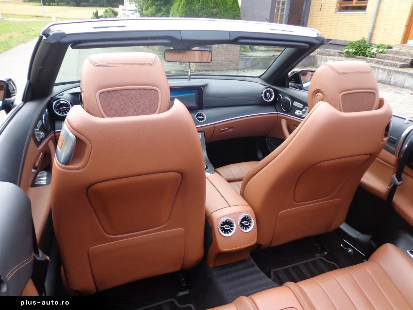 MERCEDES-BENZ E 300d AMG Distr Com 360