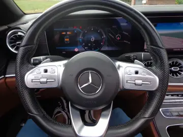 MERCEDES-BENZ E 300d AMG Distr Com 360