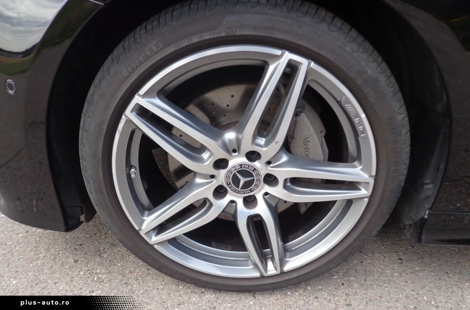 MERCEDES-BENZ E 300d AMG Distr Com 360