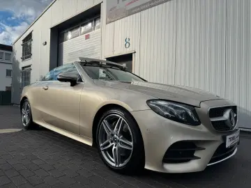 MERCEDES-BENZ E 220d AMG .WIDESCREEN NAPPA DIST BURMESTER